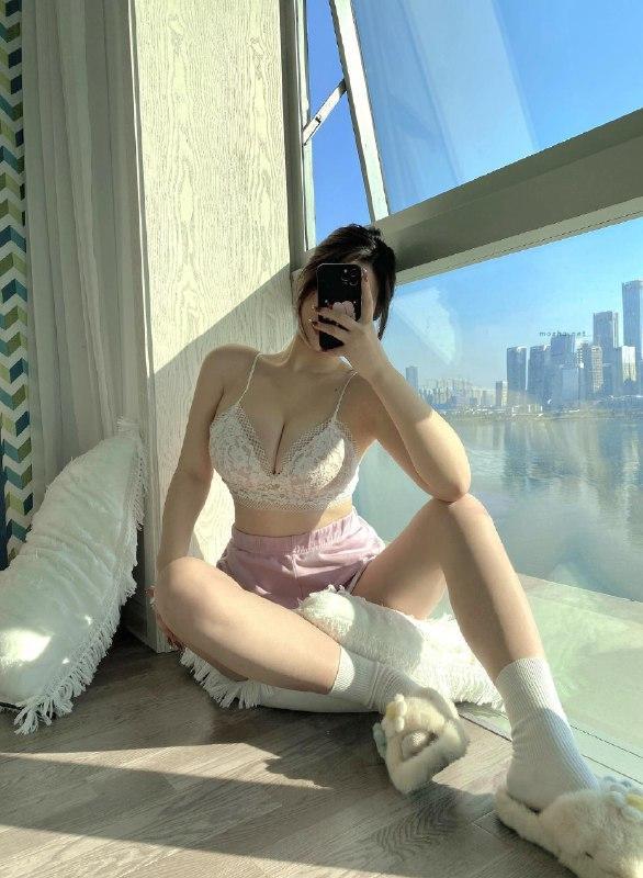 安妮-yoo – 跟生活比个ye【18P】